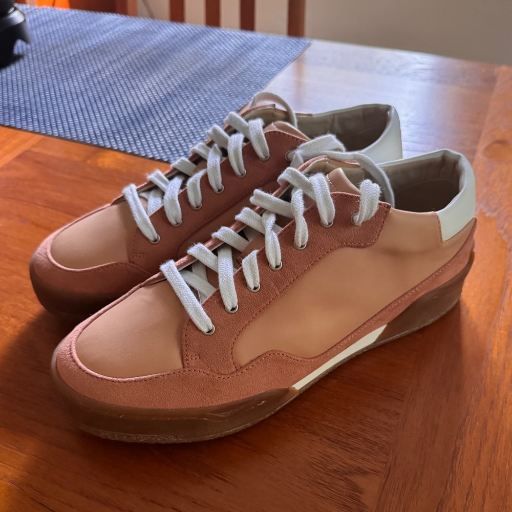 Stella McCartney leather  Sneakers